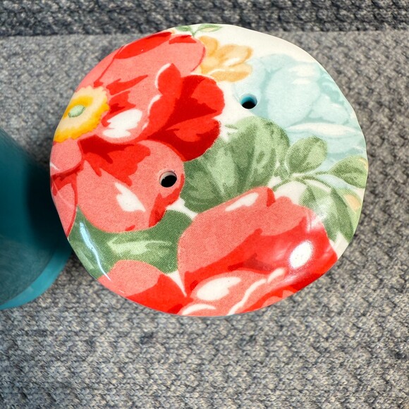 Pioneer Woman Salt and Pepper Shaker Set Farmhouse Floral White Teal - Picture 2 of 5